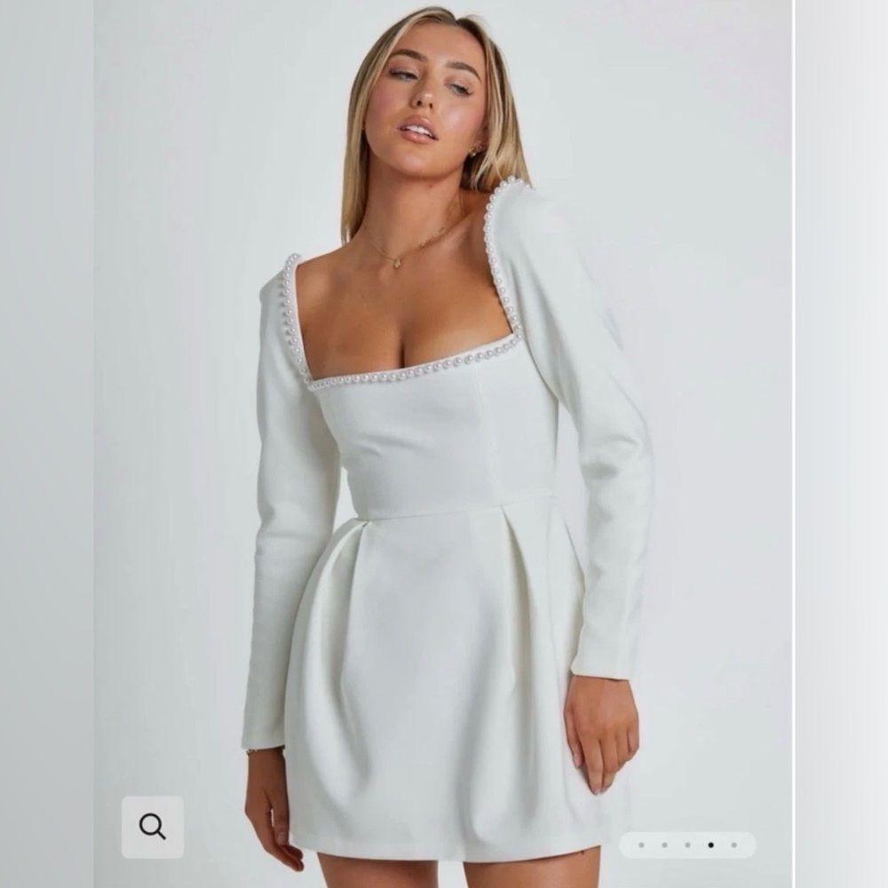 Odd Muse Women's The Ultimate Muse Pearl Dress White - Size Medium *ALTERED*